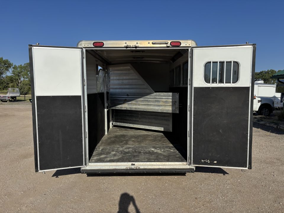 Used 2023 Cimarron Trailers Norstar Horse Trailer