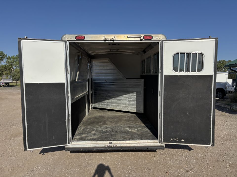Used 2023 Cimarron Trailers Norstar Horse Trailer