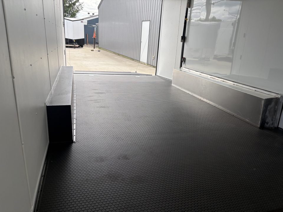 New 2026 United Trailers 8.5X24 LIMITED CAR HAULER Cargo / Enclosed Trailer