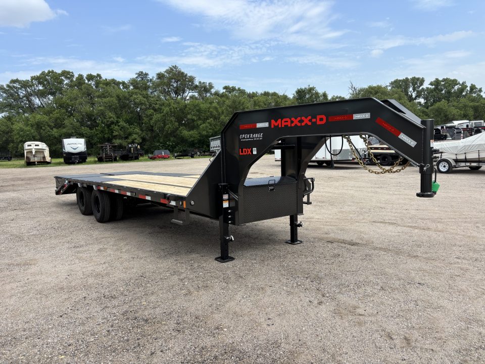 2027 MAXXD LDX photo 4