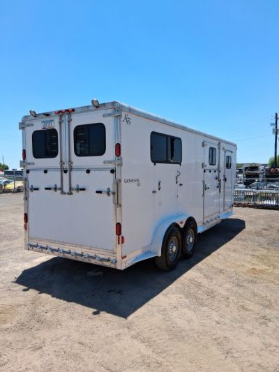 Used 2004 Kiefer Manufacturing 2+1 GOOSENECK Horse Trailer