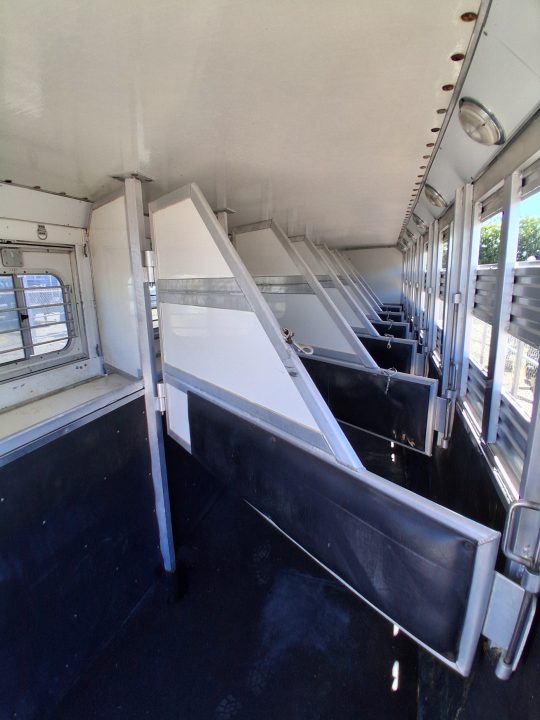 Used 2003 Sidekick 7H TRAINER Horse Trailer