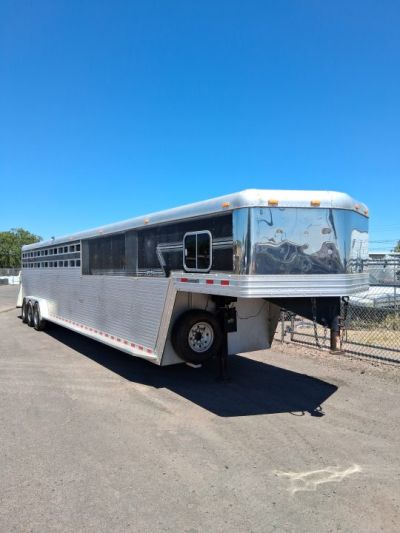 Used 2003 Sidekick 7H TRAINER Horse Trailer