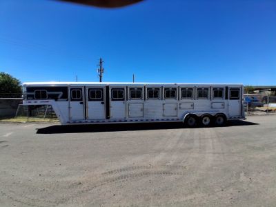 Used 2003 Sidekick 7H TRAINER Horse Trailer