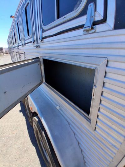 Used 2003 Sidekick 7H TRAINER Horse Trailer