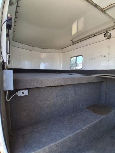Used 2003 Sidekick 7H TRAINER Horse Trailer