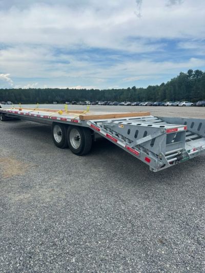 New 2026 Triumph Trailers GMDDF8-TA102X20+5-80 Deckover Trailer