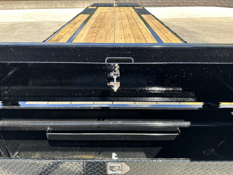 New PJ 30' Low-Pro Quest Series w/ Monster Ramps - 8,000 lb. Axles