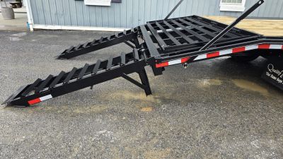 New Quality Trailers Pro-H Flatbed Trailer 25,000 GVWR / 25' / Pop-Up Dove Tail