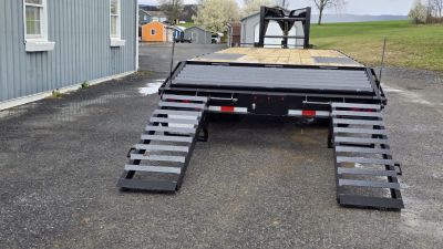 New Quality Trailers Pro-H Flatbed Trailer 25,000 GVWR / 25' / Pop-Up Dove Tail