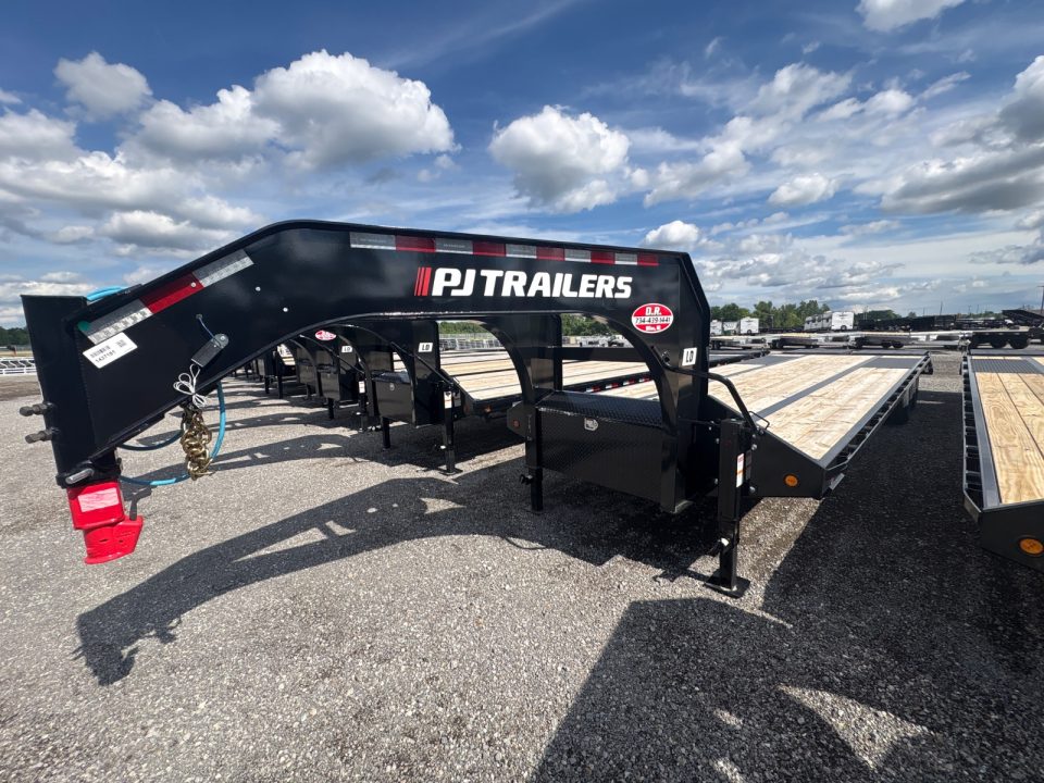 2026 PJ 32FT
