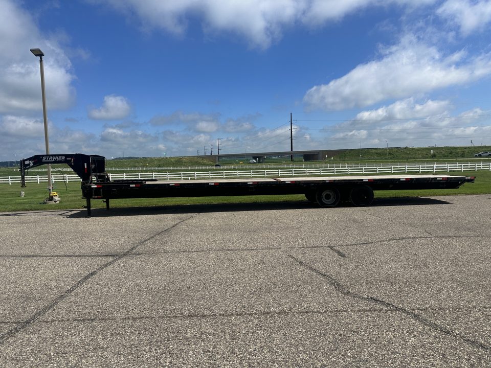 Used 2023 Stryker Trailers 8'6" x 40' GN Flatbed Trailer
