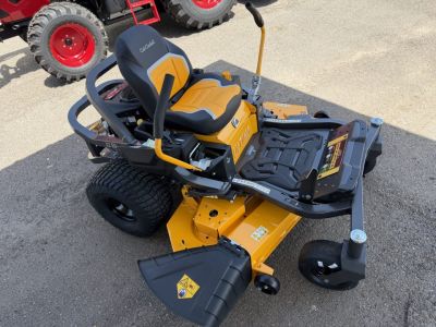 New 2026 Cub Cadet Z2 60in Zero Turn Lawn Mowers