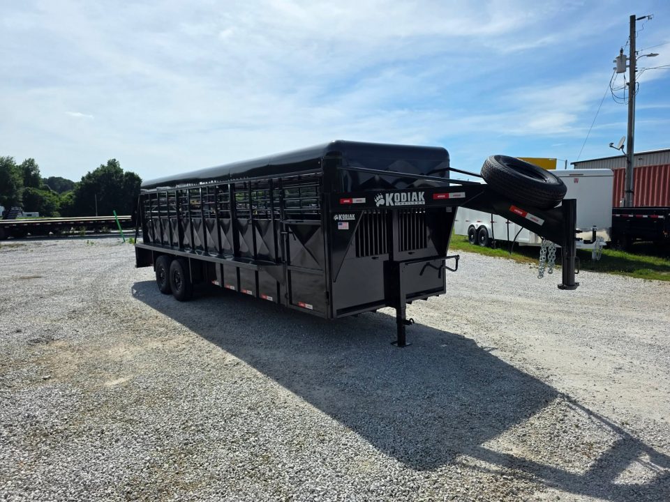 8×24 Horse Livestock Trailer