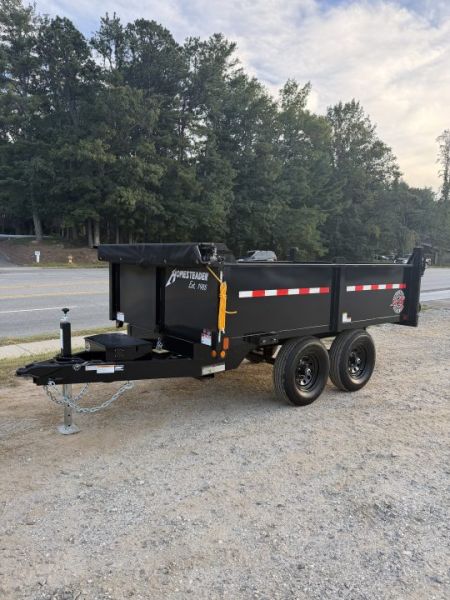 New 2027 HOMESTEADER 610MB SERIES/ 6X10 DUMP TRAILER / 5200# Electric Brake Axles / Curb Side Drop Side / Barn Door Rear Gates / Tarp