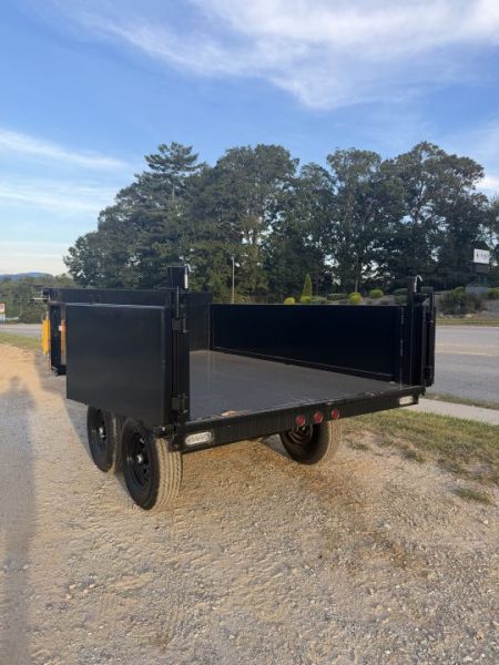 New 2027 HOMESTEADER 610MB SERIES/ 6X10 DUMP TRAILER / 5200# Electric Brake Axles / Curb Side Drop Side / Combo Spread - Barn Door Rear Gates / Tarp
