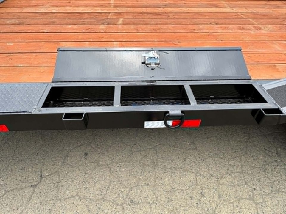 New CAR HAULER 2026 VERSATILE HD720 7X20 ROCK CRAWLER DRIVE OVER FENDERS 10,000 GVWR TRAILER BLACK
