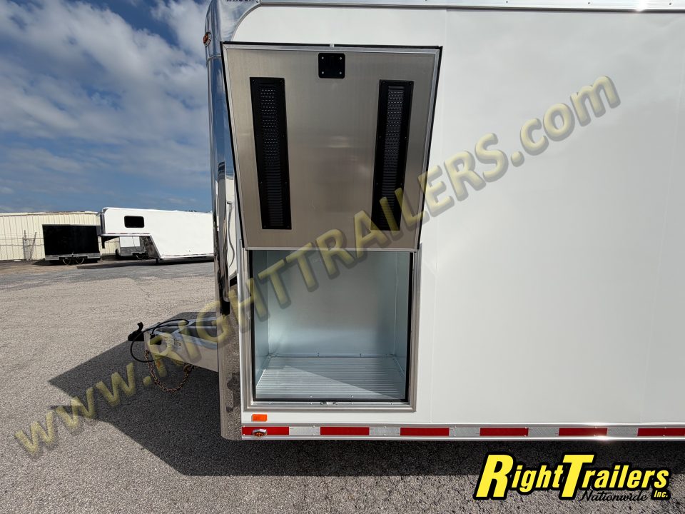 New 2026 8.5x32 inTech Trailer Race Trailer