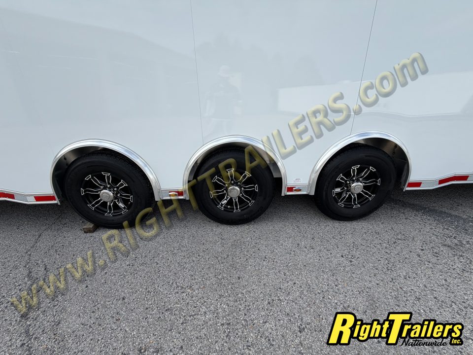 New 2026 8.5x32 inTech Trailer Race Trailer