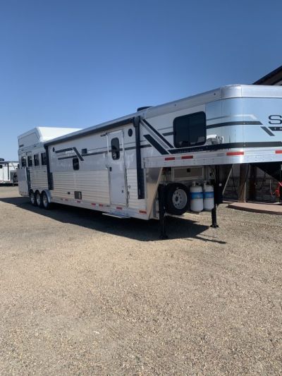 New 2026 SMC L8416SSRBT Horse Trailer