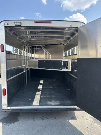 New 2027 Maverick Lite 3 Horse High Side Bumper Pull