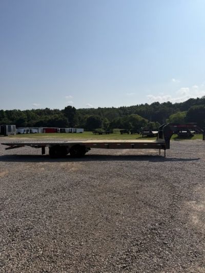 New 2026 MAXX-D 8.5 x 32 26k Flatbed Trailer