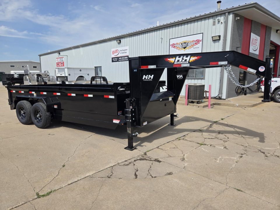 New 2026 H&H Trailers 83x16 Industrial Gooseneck 14K Scissor Dump Trailer