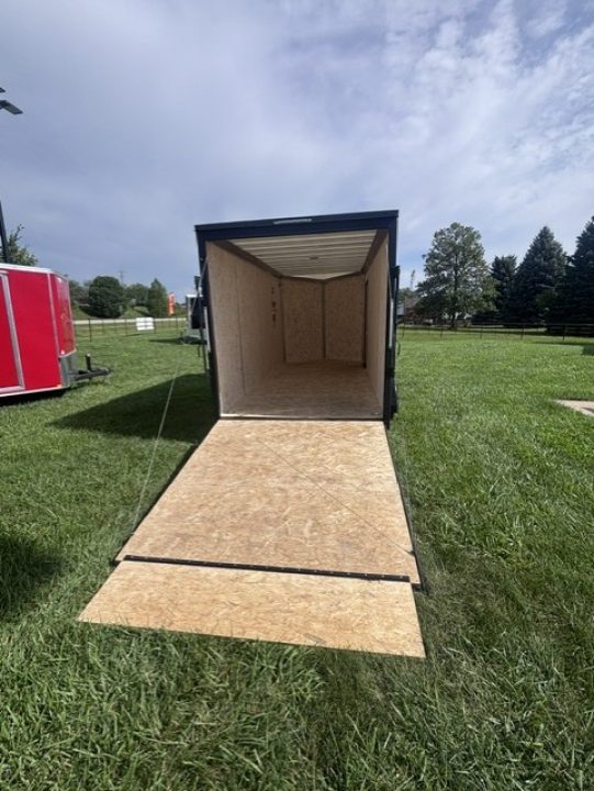 2026 Formula Trailers photo 4