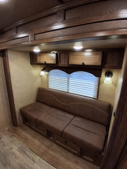 Used 2022 Lakota 4H CHARGER 11' LQ W/ SLIDE Horse Trailer C411