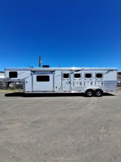 Used 2022 Lakota 4H CHARGER 11' LQ W/ SLIDE Horse Trailer C411
