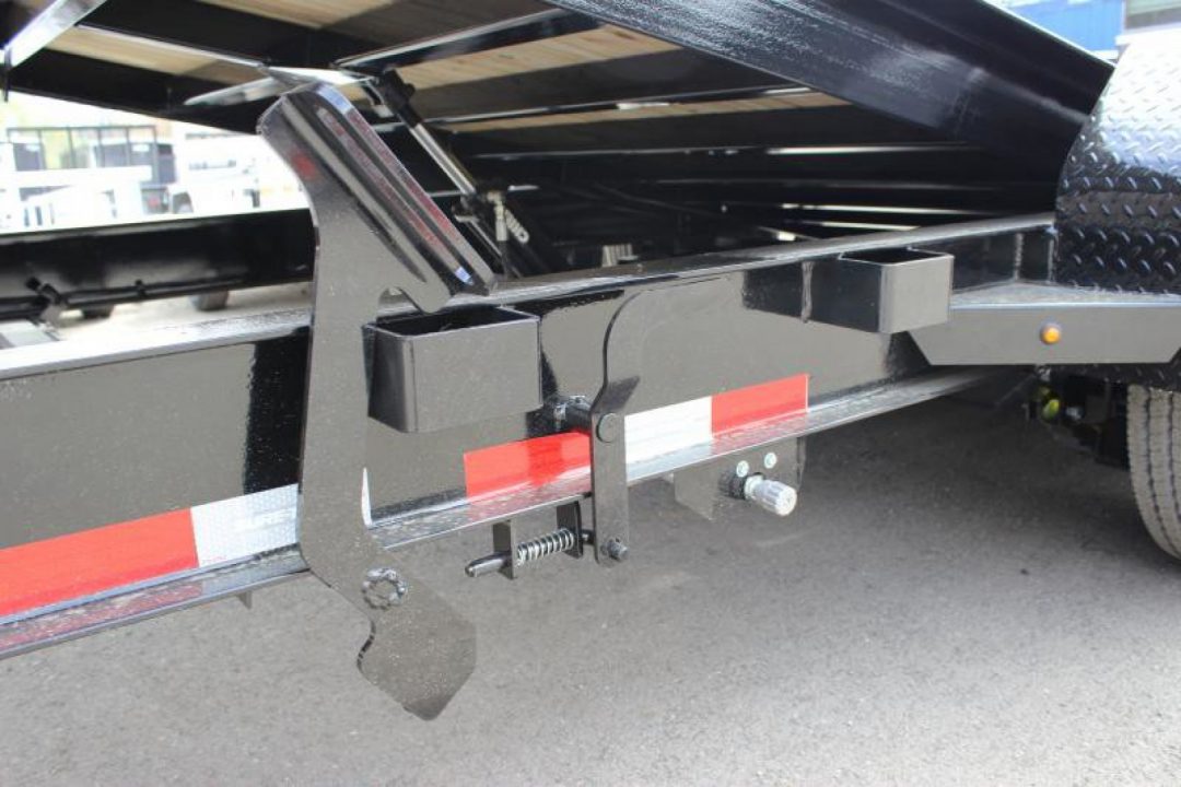 New Sure-Trac 7x18 17.6K Pro Series Tilt Bed Equipment Trailer