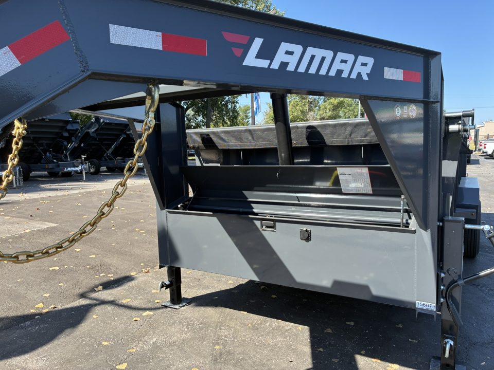 2027 Lamar photo 6