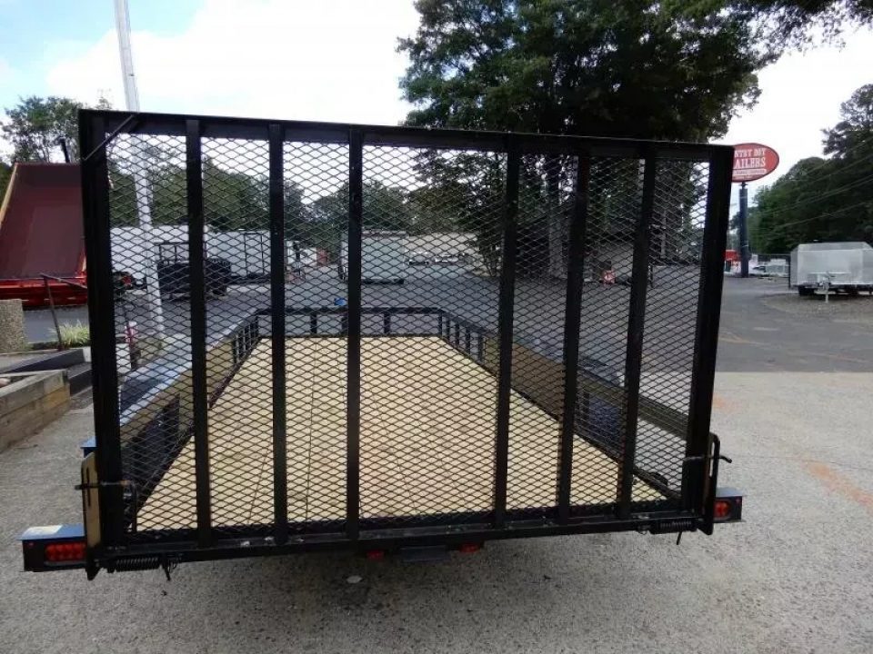 New 2027 Currahee 76x16' Landscape, 2-3500# Axles, Removable Ramp Gate
