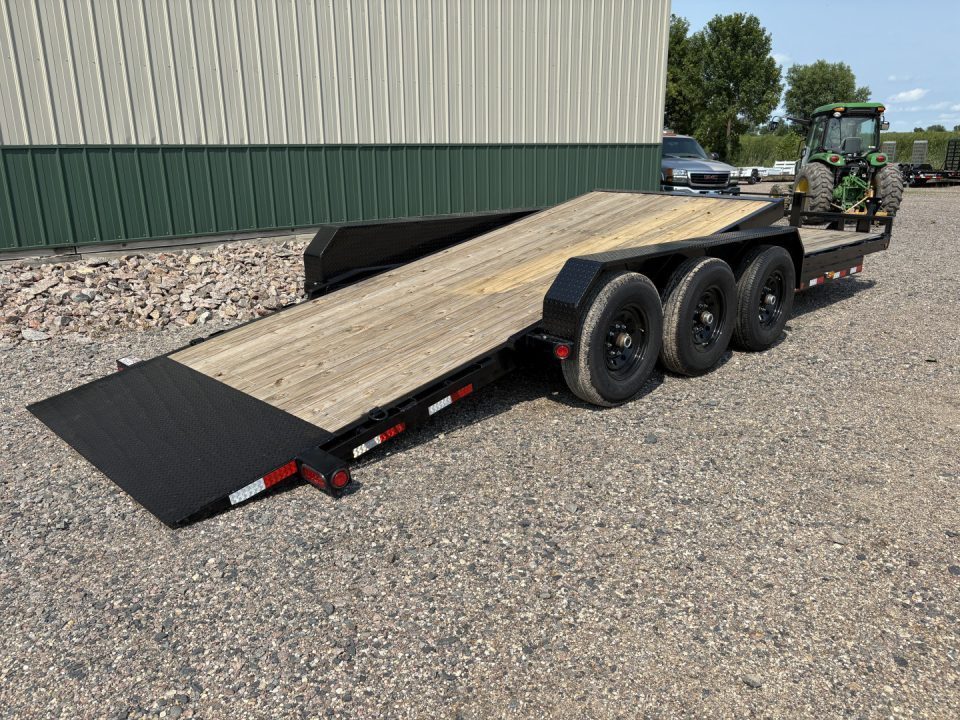 New 2027 PJ 24' Channel Equipment Tilt - Triple Axle