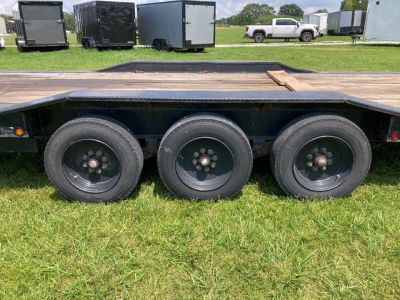 Used 2022 Load Trail 102x40 TRIPLE 21K GN W/ DRIVE OVER FENDERS, 2' DOVE & SLIDE IN RAMPS Car Hauler