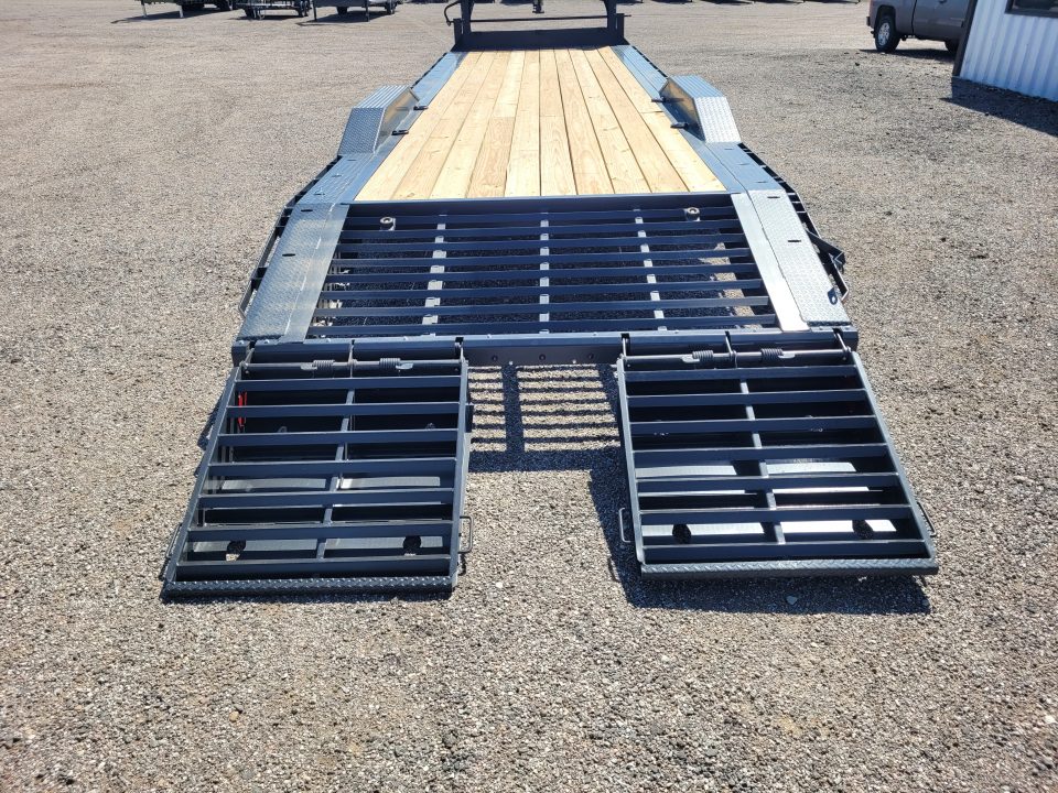New 2027 Buckshot 102"x30' Gooseneck Equipment/Car Trailer