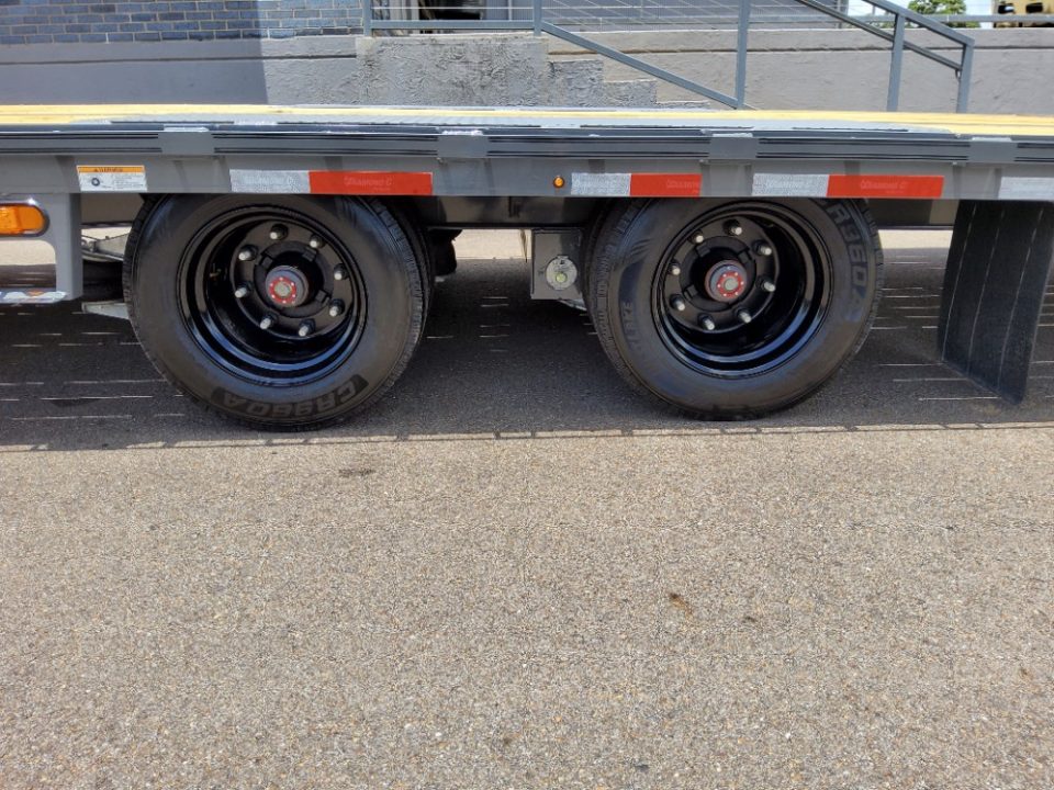 New 2026 Diamond C Trailers FMAX216MR/XDR 2.0 Flatbed Trailer
