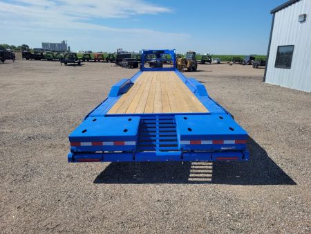 New 2027 Buckshot 102"x40' Gooseneck Triple Axle Carhauler Trailer