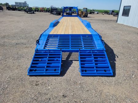 New 2027 Buckshot 102"x40' Gooseneck Triple Axle Carhauler Trailer