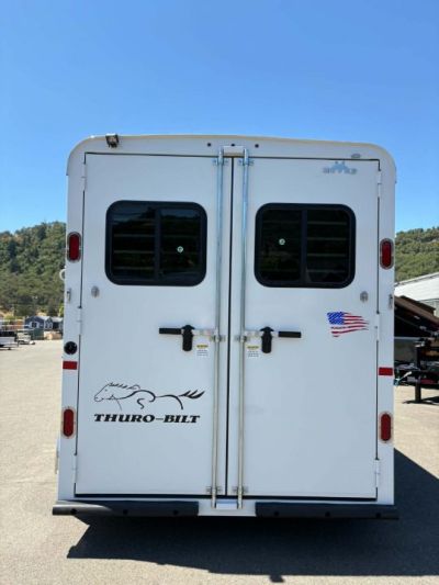 New WARMBLOOD HORSE TRAILER 2027 THURO-BILT LIBERTY 2-H SLANT