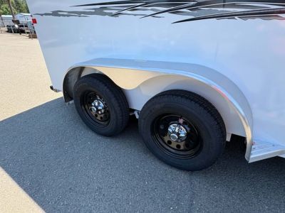 New WARMBLOOD HORSE TRAILER 2027 THURO-BILT LIBERTY 2-H SLANT