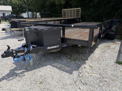 New 2027 Diamond C 83x18' Utility, 9890 GVWR, Mesh Sides TUT206