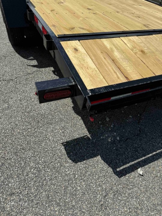New 2026 Down 2 Earth Trailers DTE8220WCH3.5B Car Hauler