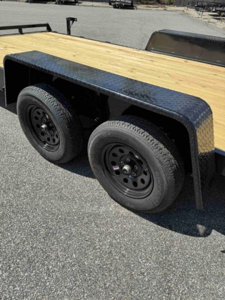 New 2026 Down 2 Earth Trailers DTE8220WCH3.5B Car Hauler