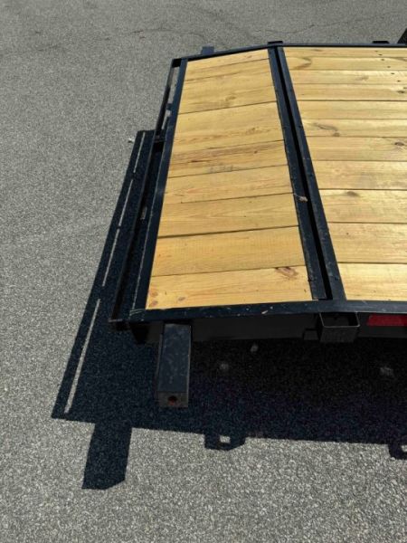 New 2026 Down 2 Earth Trailers DTE8220WCH3.5B Car Hauler