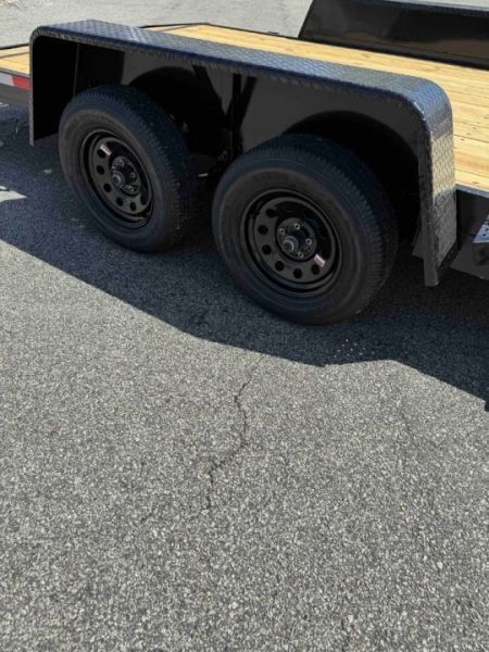 New 2026 Down 2 Earth Trailers DTE8220WCH3.5B Car Hauler