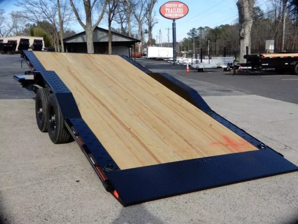 New 2026 Diamond C 8.5X24' Equipment, Max Width Tilt, HXD207