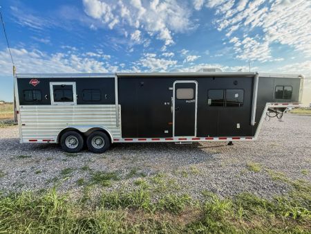 Used 2003 Hart Trailer U3HG - LQ Horse Trailer