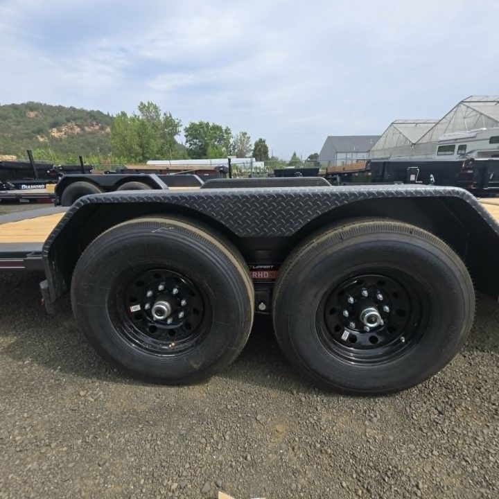 New SALE! 2026 Diamond C Trailers HDT207 82X20 Equipment Trailer 15500 GVWR CARBON METALLIC GRAY