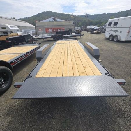 New SALE! 2026 Diamond C Trailers HDT207 82X20 Equipment Trailer 15500 GVWR CARBON METALLIC GRAY